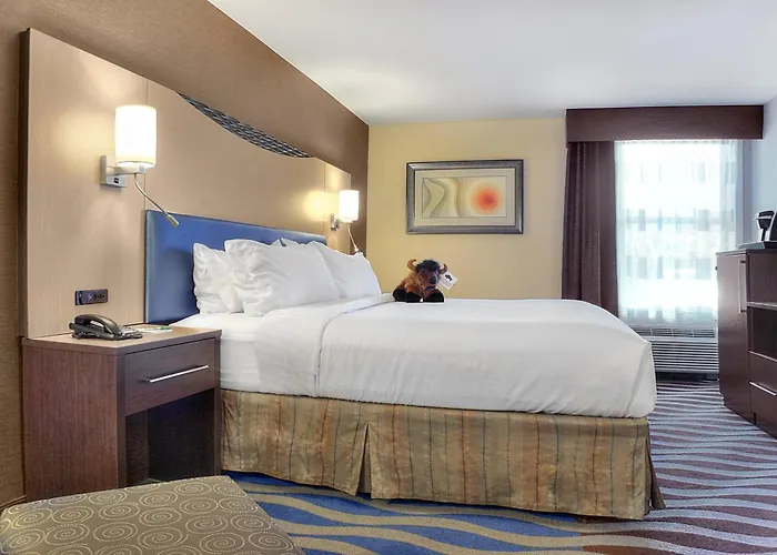 Hotel - Convention Center By Ihg Cody