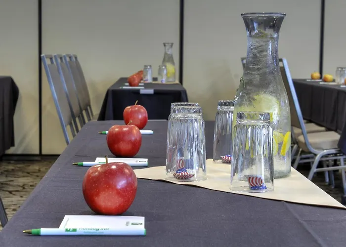 - Convention Center By Ihg Hotel Cody