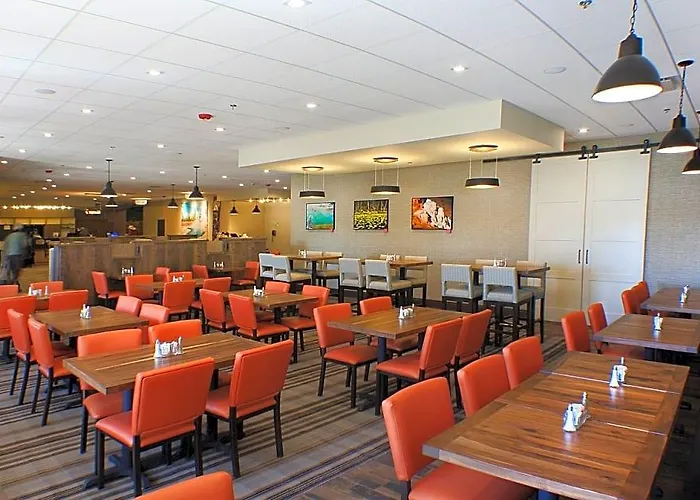 Hotel - Convention Center By Ihg Cody